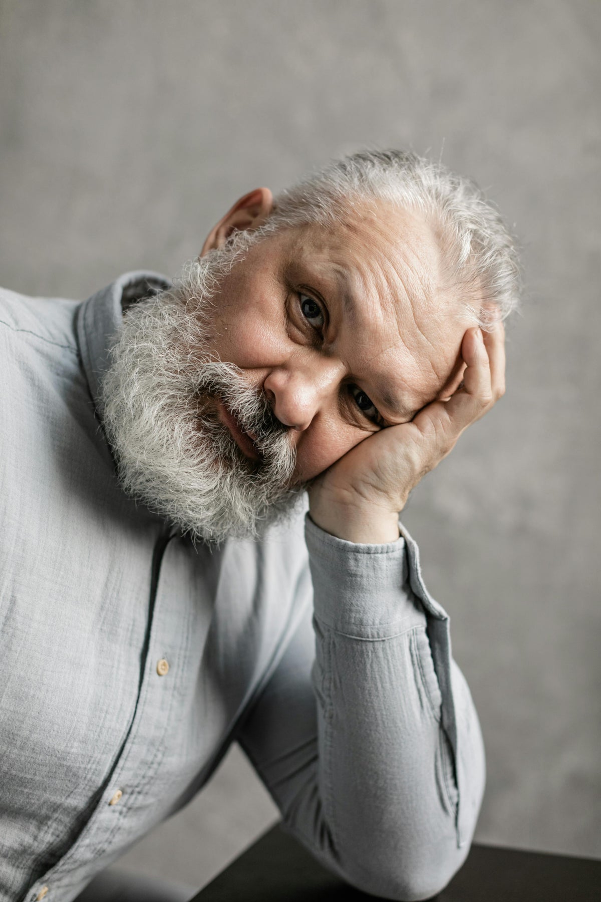 How Batana Oil Affects Gray Hair